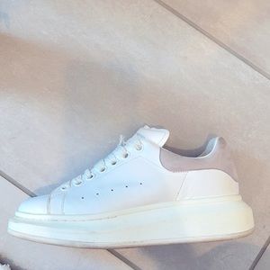 White Alexander Mqueen sneakers